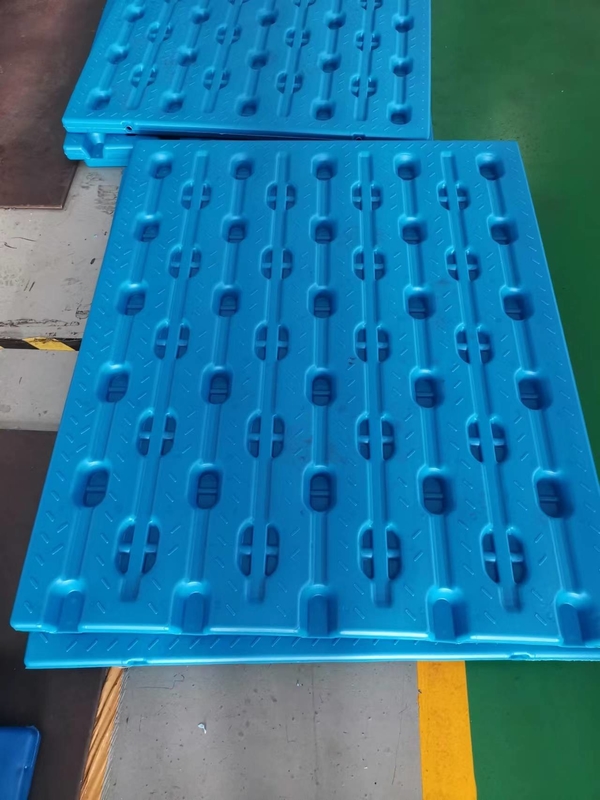 Furniture  Blow Molding Machine Plastic Chair Desk Extrusion Blow Molding Machine